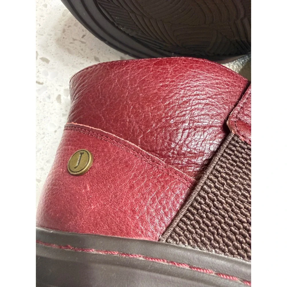 Jambu Bary Booties Burgundy Leather Water Resistant Memory Foam comfort 8.5M